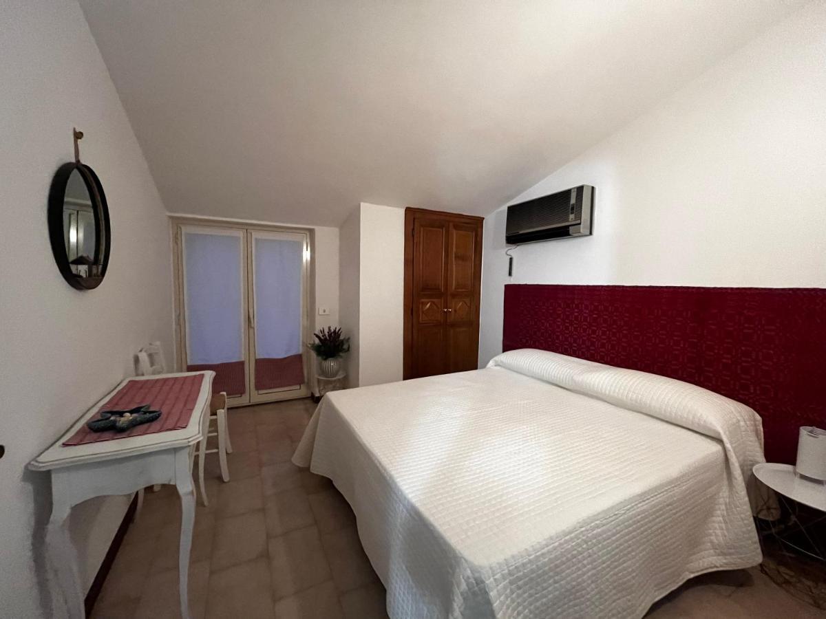 Cala Gonone Holiday Flats Exterior foto